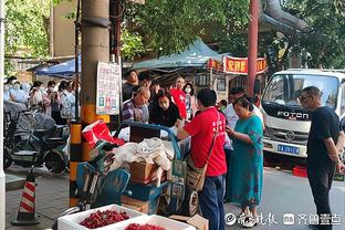 致敬贝肯鲍尔：半世球魂，用魅力征服全世界！